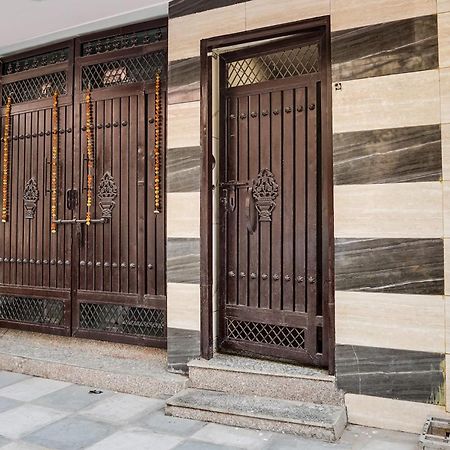 Super Hotel O Hotel Gold Star Nueva Delhi Exterior foto